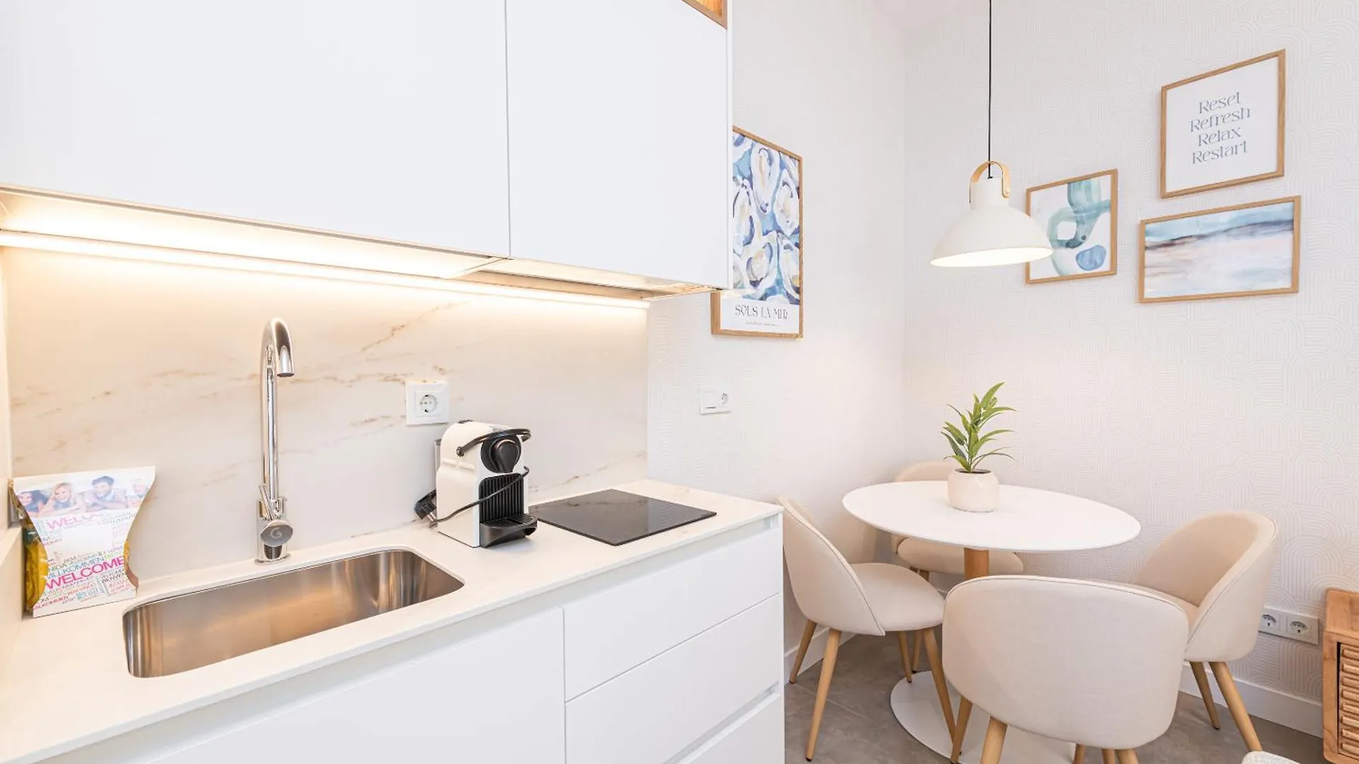 Wintowinrentals Goleta Suites 0C Malaga Apartment