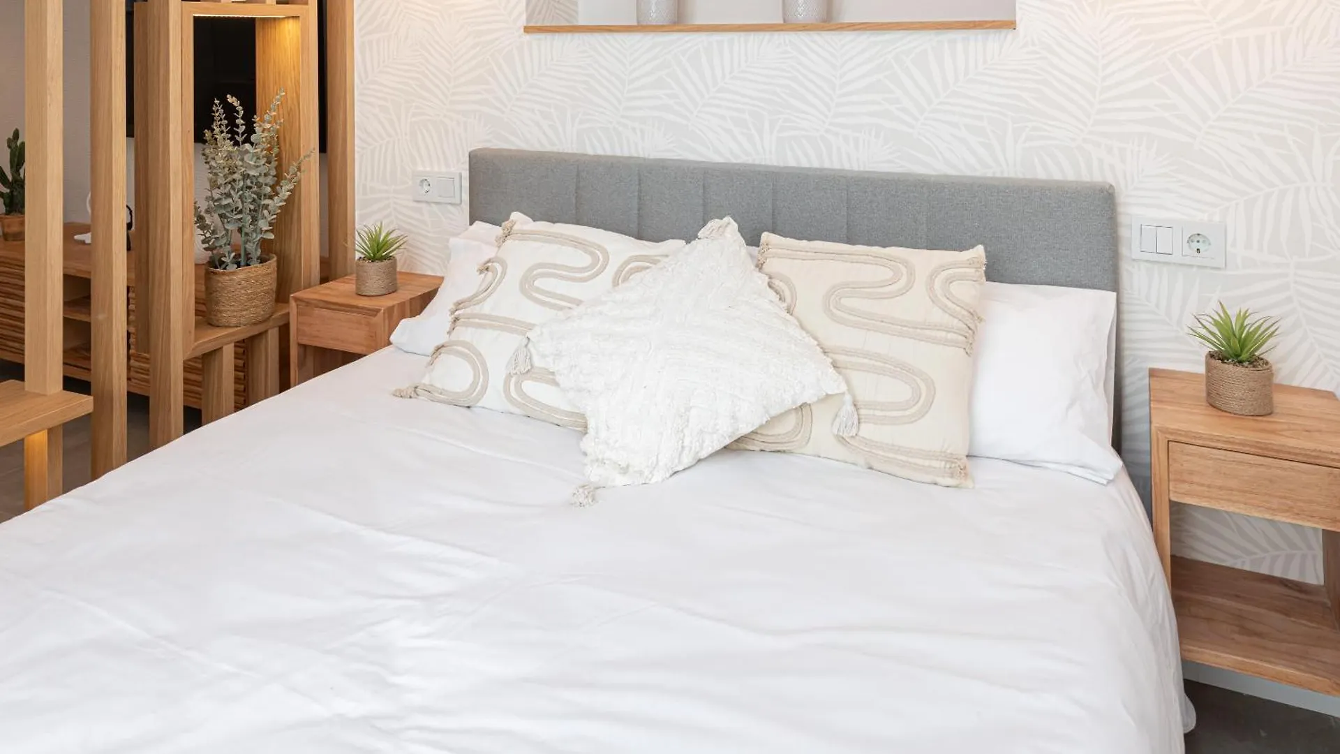 Wintowinrentals Goleta Suites 0C Màlaga Apartmán