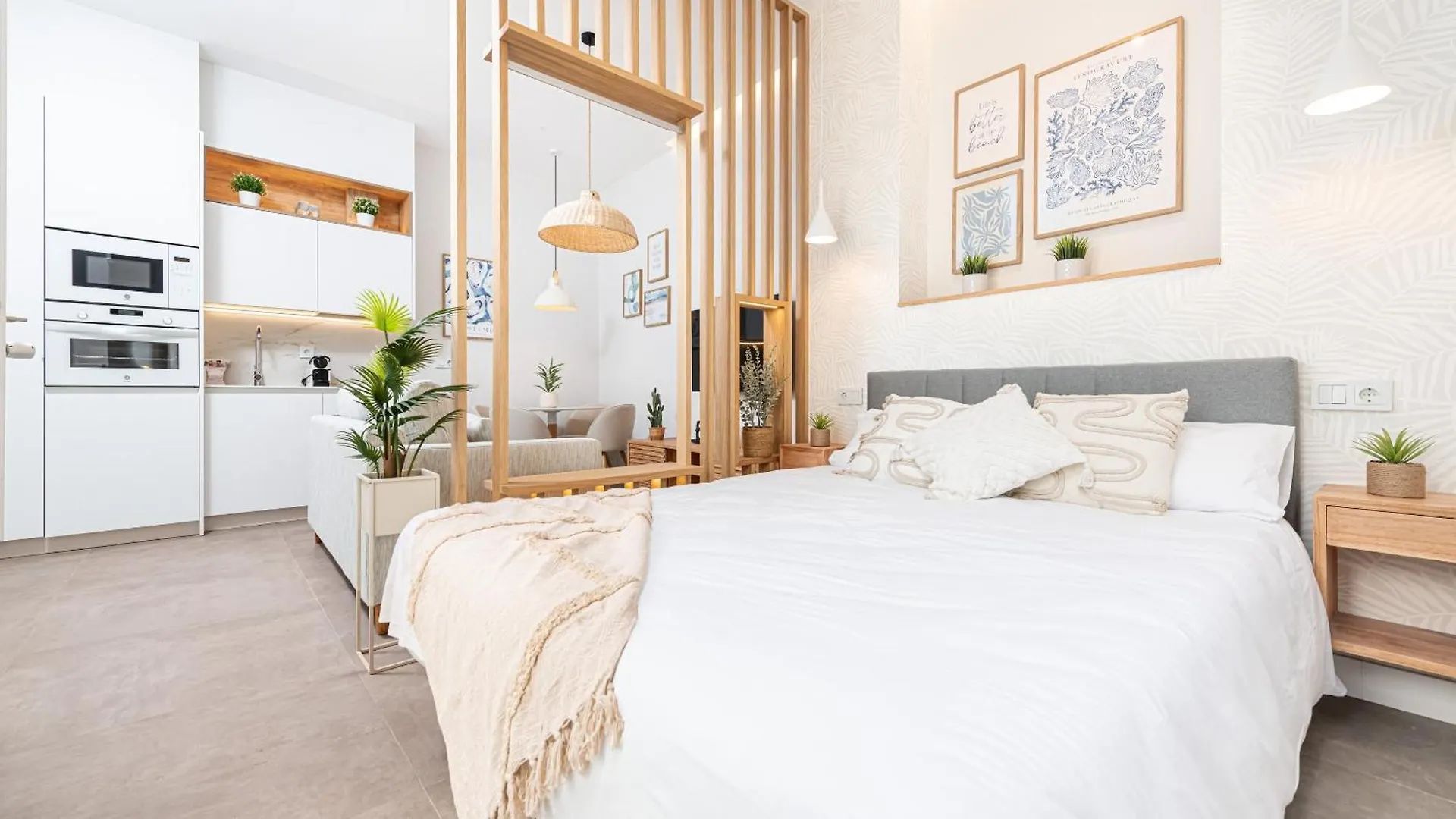 Wintowinrentals Goleta Suites 0C Málaga Lägenhet